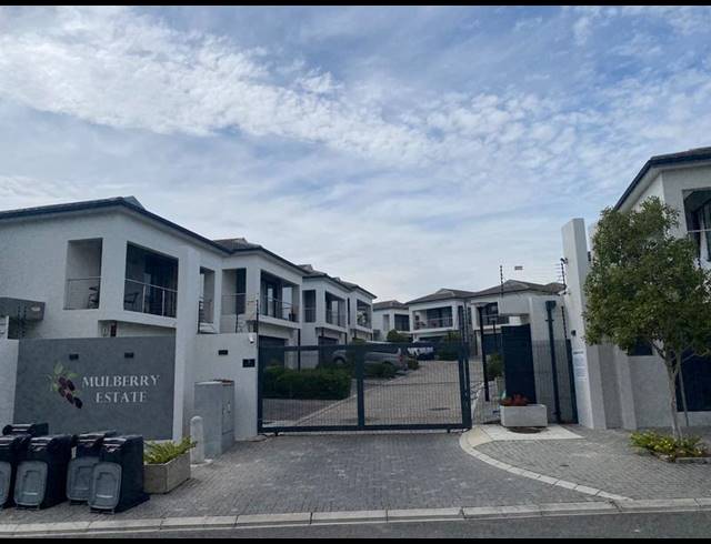 3 BEDROOM PROPERTY TO RENT IN PROTEA HEIGHTS